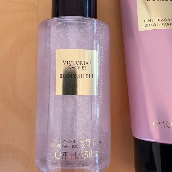 VS Bombshell trio Set shimmer body mist, fine lotion - Picture 11 of 14